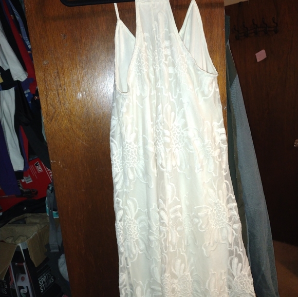 White Dress - Picture 2 of 2